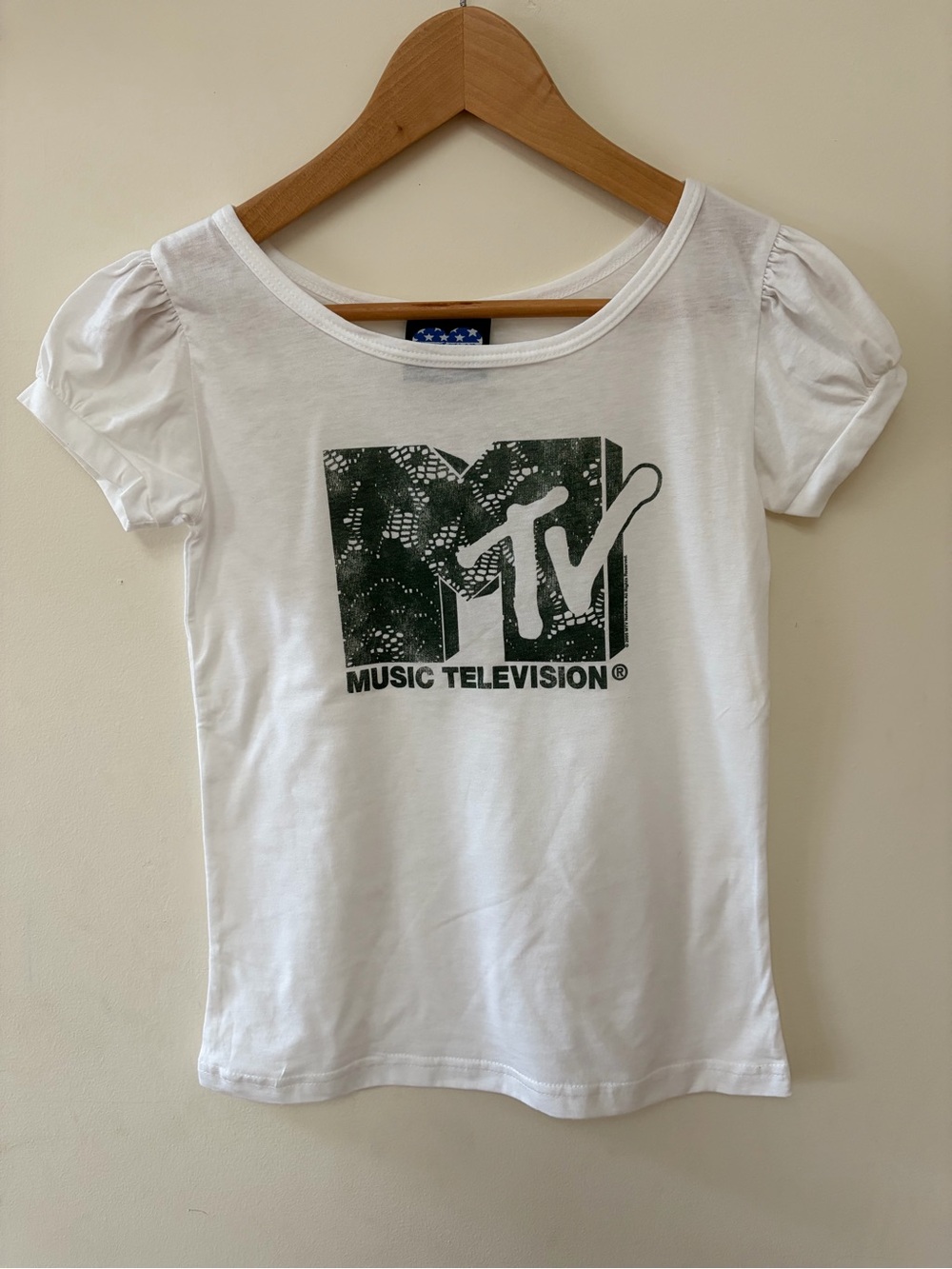 NWOT Junk Food MTV Logo T-Shirts with Puff Sleeves